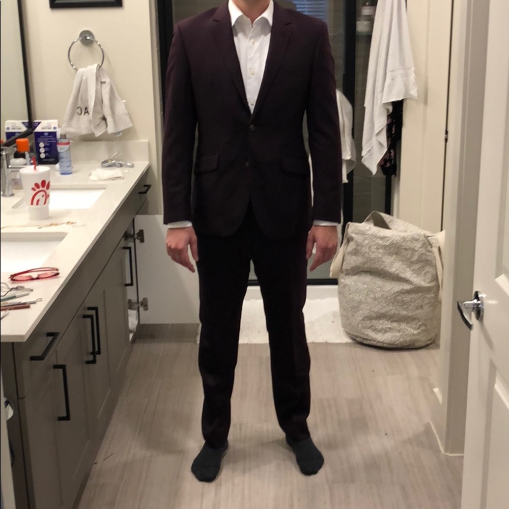 INDOCHINO maroon suit